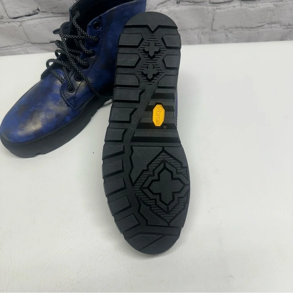 Brand new Wolverine Boots never worn. Size 8 NWOT